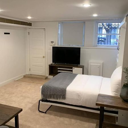 Studio Flat In The Heart Of Downtown Чикаго Экстерьер фото